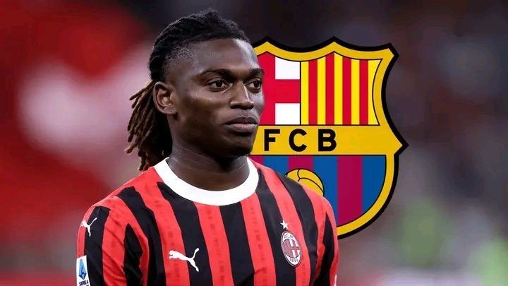 Rafael Leão oo ku wajahan Barcelona kadib khilaaf dhaxmaray isaga iyo kooxda Ac Milan