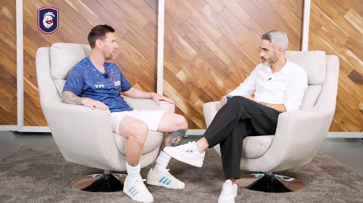 Lionel Messi oo ka Hadlay Xifaaltankii u dhaxeeyay isaga iyo Cristiano Ronaldo